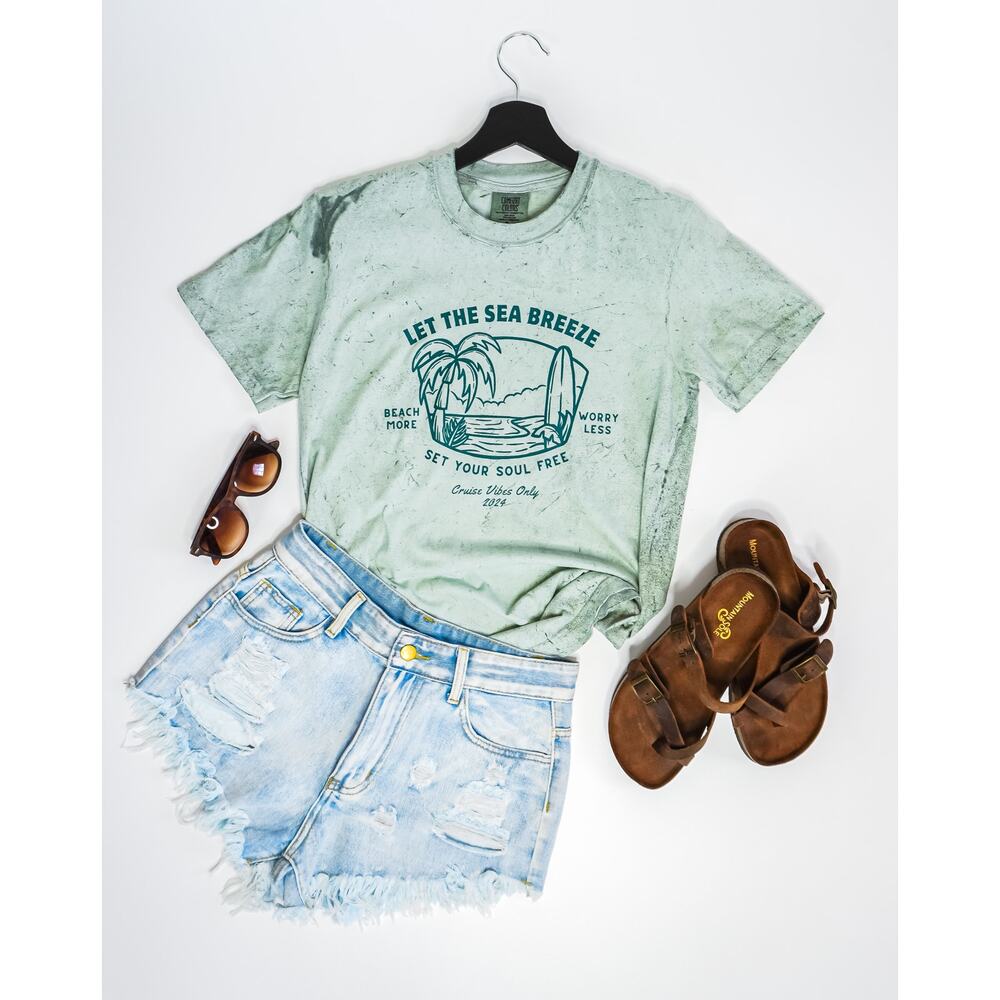 Cruise T-Shirt Let The Sea Breeze Set Your Soul Free NWT Sm